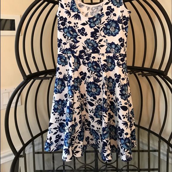 Summer dress size 6 blue - Picture 2 of 5